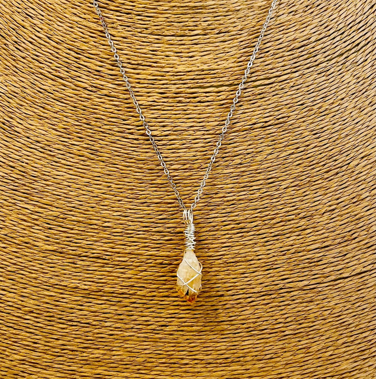 Bella Moon & Co - Crystal Pendant Necklace