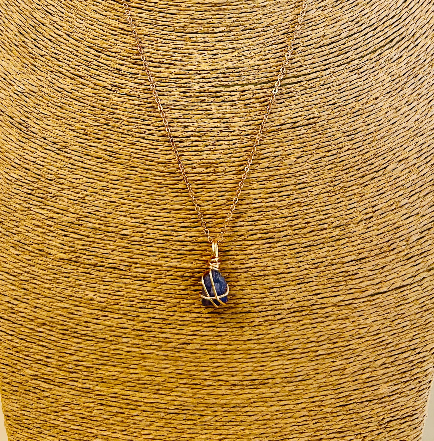 Bella Moon & Co - Crystal Pendant Necklace