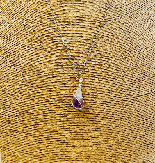 Bella Moon & Co - Crystal Pendant Necklace