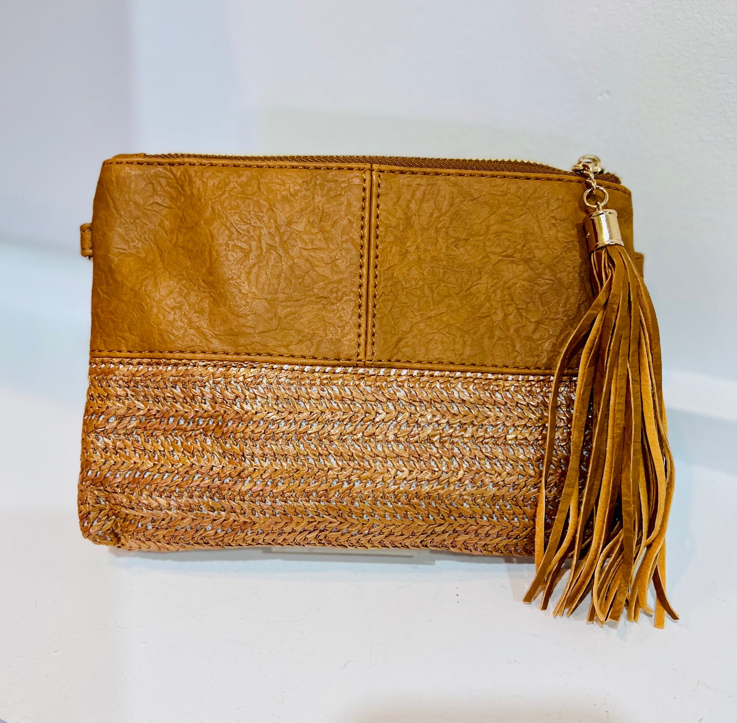 Two Tone Textured Cutch